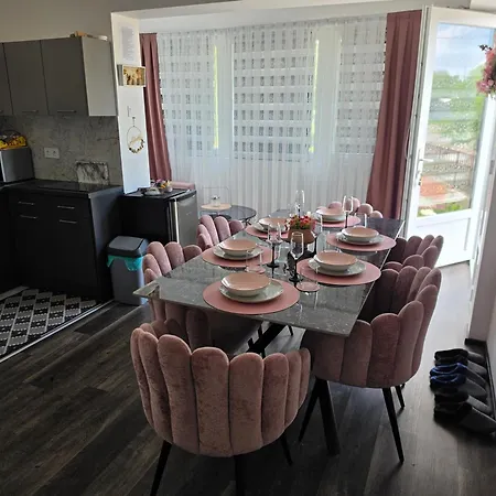 Διαμέρισμα Vartalak Apartmanhaz *