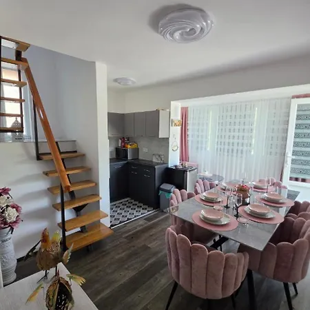 Vartalak Apartmanhaz Διαμέρισμα