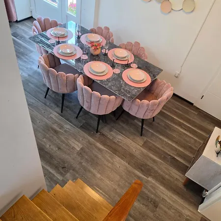 Vartalak Apartmanhaz * Harkány
